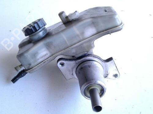 Used Brake master cylinder MERCEDES-BENZ SPRINTER 4-t Van (B904) [1995-2012]  7523066