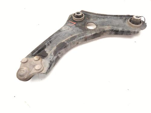 right-front-suspension-arm-renault-megane-iv-grandtour-k9amn_-2016-24125213 main image