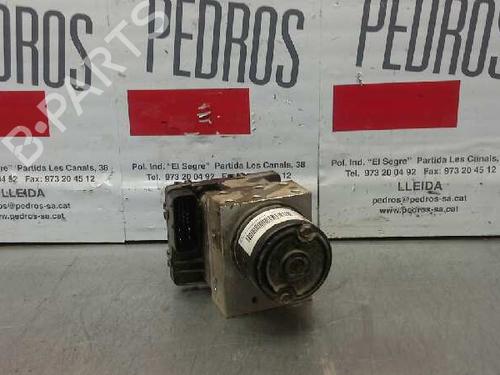 Used ABS pump HYUNDAI SANTA FÉ I (SM) 2.4 16V (146 hp) 156896