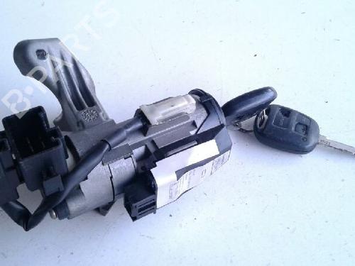 Used Ignition barrel TOYOTA COROLLA (_E12_) [2001-2008]  8809767