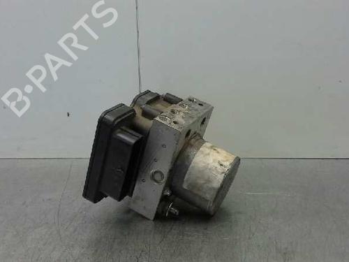 Used ABS pump NISSAN NV400 Van (X62, X62B) dCi 110 (110 hp) 209877