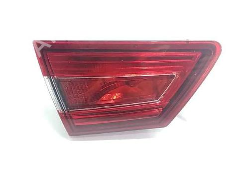 Used Left tailgate light Left tailgate light 17057827 17057827