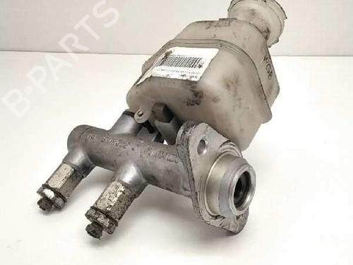 Used Brake master cylinder Brake master cylinder 1618807 1618807