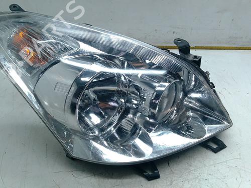 right-headlight-toyota-corolla-verso-zer_-zze12_-r1_-2004-2005-2006-2007-2008-2009-32043608 main image