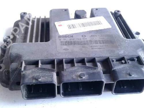 Used Engine control unit (ECU) Engine control unit (ECU) RENAULT MEGANE II (BM0/1_, CM0/1_) [2001-2012] 7561738 7561738