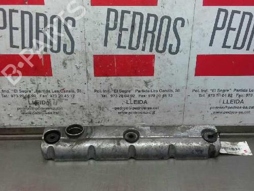 Used Valve cover RENAULT MEGANE I Coach (DA0/1_) 1.9 dTi (DA0N) (98 hp) 14322336