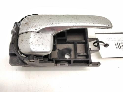 Used Rear right interior door handle NISSAN ALMERA II (N16) 1.5 dCi (82 hp) 25225392