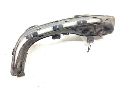 Used Left daytime light Left daytime light 20663198 20663198