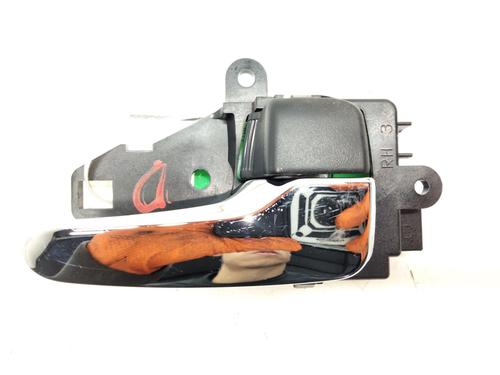Used Front left interior door handle MITSUBISHI OUTLANDER II (CW_W) 2.0 DI-D (CW8W) (140 hp) 21147874