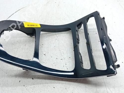 mittelkonsole-mercedes-benz-e-class-w213-2016-25901037 main image