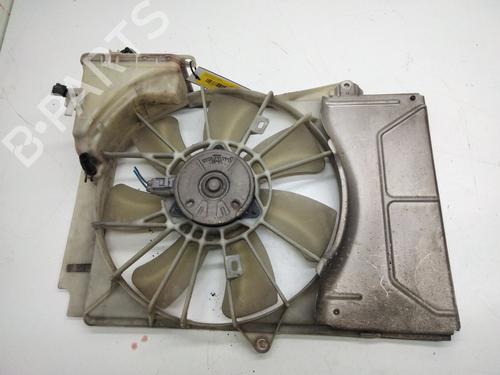radiator-fan-toyota-yaris-_p1_-1999-2000-2001-2002-2003-2004-2005-35901068 main image