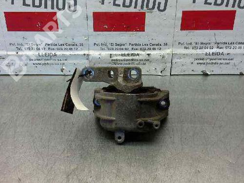 Used Engine mount Engine mount VW GOLF V (1K1) 1.9 TDI (105 hp) 10261217 10261217