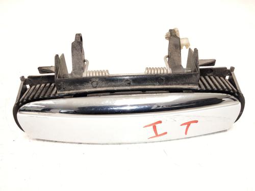 rear-left-exterior-door-handle-audi-a3-sportback-8pa-2004-2005-2006-2007-2008-2009-2010-2011-2012-2013-2014-2015-31921068 main image