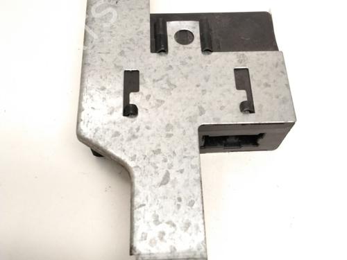 Comfort control module NISSAN TERRANO II (R20) 2.7 TDi 4WD | BP17650766M56 