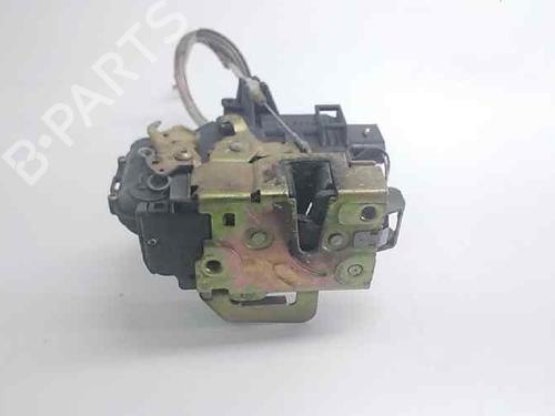 Fechadura frente esquerda AUDI A6 C5 (4B2) 1.9 TDI (110 hp) 6897644