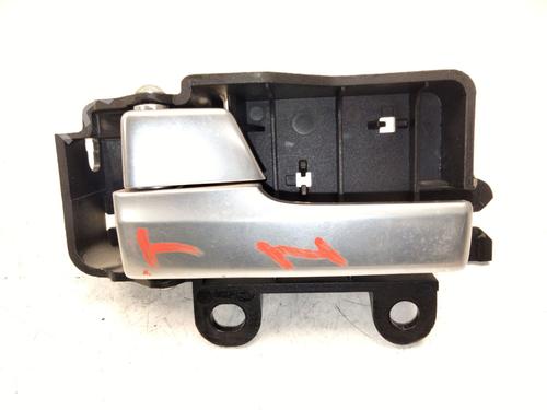 Used Rear left interior door handle FORD KUGA I 2.0 TDCi (140 hp) 31980022