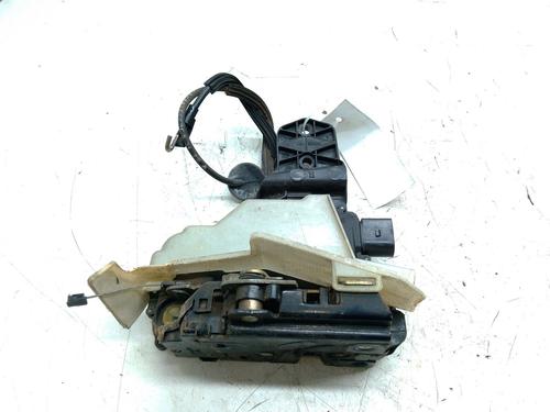 front-right-lock-vw-passat-b5-3b2-1996-1997-1998-1999-2000-2001-32043667 main image