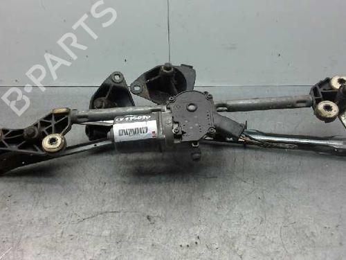 Used Front wiper motor CHRYSLER VOYAGER IV (RG, RS) [1999-2008]  1360421