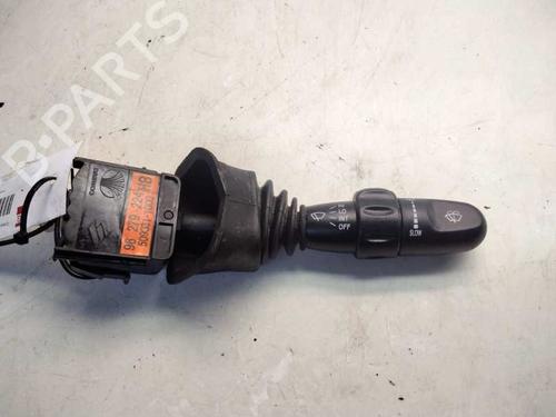 commodo-essuie-glace-phare-daewoo-rezzo-u100-96279224-2000-10298288 main image