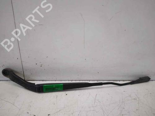Used Front windshield wiper arm NISSAN QASHQAI / QASHQAI +2 I (J10, NJ10, JJ10E) [2006-2014]  13513662