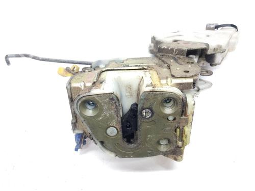 Used Front left lock NISSAN SERENA (C23) [1991-2001]  22982291