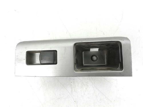 Used Left rear window switch NISSAN NAVARA NP300 (D40) [2004-2025]  11718938