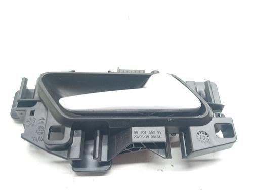 Used Rear right interior door handle PEUGEOT 3008 II SUV (MC_, MR_, MJ_, M4_) 1.5 BlueHDi 130 (131 hp) 28567059
