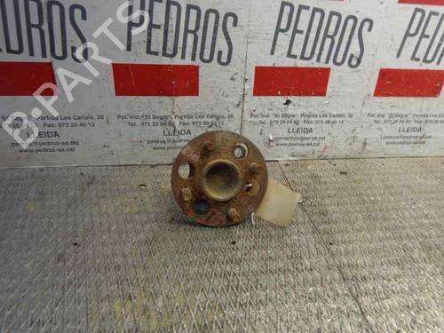 Used Right rear steering knuckle TOYOTA YARIS (_P1_) 1.3 (SCP12_, SCP13_, SCP12R, SCP13R) (87 hp) 7029854
