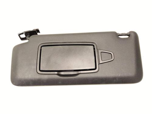 Used Right sun visor Right sun visor 25486127 25486127