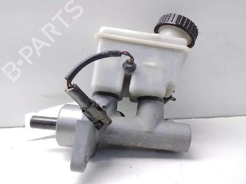 master-brake-daewoo-nubira-saloon-j200-428084085-2003-10489037 main image