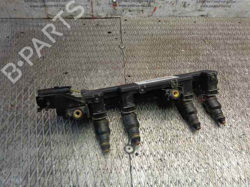 Used Injection rail Injection rail 1864807 1864807