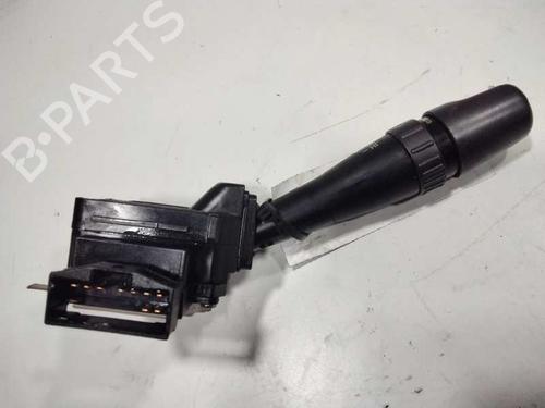 Used Steering column stalk HYUNDAI TRAJET (FO) 2.0 CRDi (113 hp) 10306030