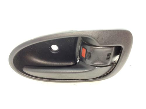 Used Front right interior door handle TOYOTA YARIS (_P9_) 1.0 VVT-i (KSP90_, KSP90R) (69 hp) 29893119