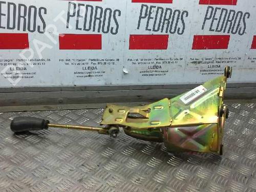 Used Gear lever IVECO DAILY III Van 35 C 12 V, 35 S 12 V (AGKA43A2, AGKB43A2, AGKB46A2,... (116 hp) 7423547