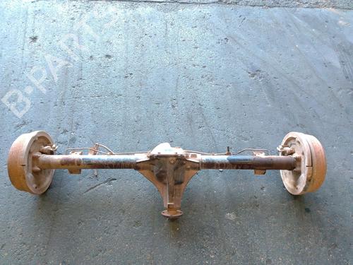 Used Rear axle NISSAN PICK UP (D22) 2.5 Di (133 hp) 29604391