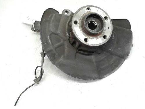 Used Right front steering knuckle VOLVO XC90 I (275) [2002-2015]  15190717