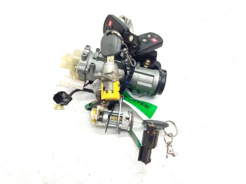 Ignition barrel KIA CERATO I Saloon (LD)  | BP15417071M48 