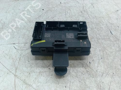 Używane Moduł elektroniczny SKODA SUPERB III (3V3) 2.0 TDI (150 hp) 32340395