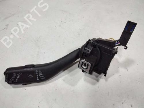 Used Steering column stalk Steering column stalk VW CADDY III MPV (2KB, 2KJ, 2CB, 2CJ) 1.9 TDI (105 hp) 10330242 10330242