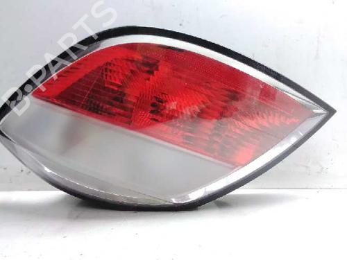 Used Right taillight OPEL ASTRA H (A04) [2004-2014]  17056148