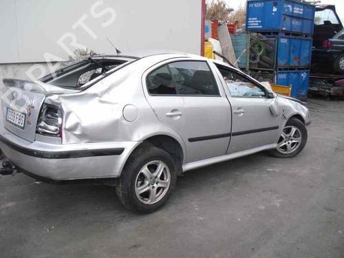 Engine control unit (ECU) SKODA OCTAVIA I (1U2)  | BP152332M57 