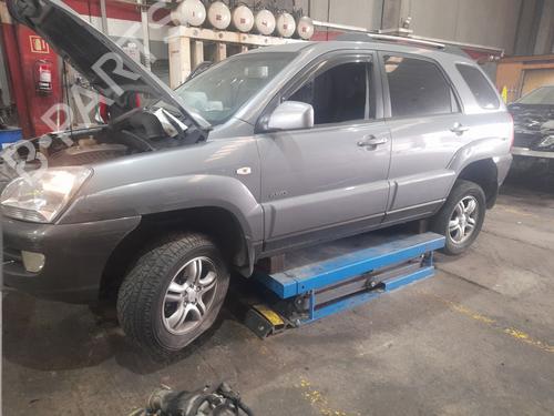 Left mirror KIA SPORTAGE II (JE_, KM_)  | BP21556557C26 