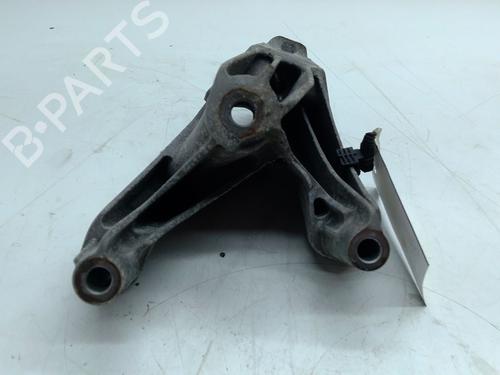 Support de moteur Support de moteur AUDI A5 (8T3) 1.8 TFSI (170 hp) 34274760 34274760