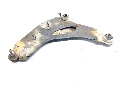 Left front suspension arm NISSAN PRIMASTAR Van (X83) 2.5 dCi 140 | BP15647653M12 