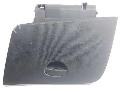 Used Glove box SEAT LEON (1P1) 2.0 TDI 16V (140 hp) 17056967