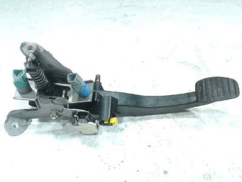 clutch-pedal-renault-grand-scenic-ii-jm01_-19-dci-jm0g-jm12-jm1g-jm2c-8200155988-2004-2005-2006-2007-2008-2009-9292688 main image