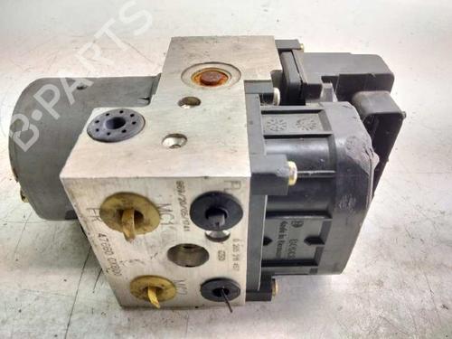 ABS Bremseaggregat NISSAN TERRANO II (R20) 2.7 TDi 4WD (125 hp) 29122717