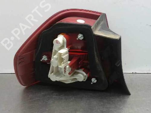 Right taillight BMW 3 (E90) 320 d | BP2987493C35 - Image 2