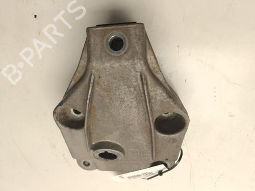 Used Engine mount Engine mount 25225260 25225260