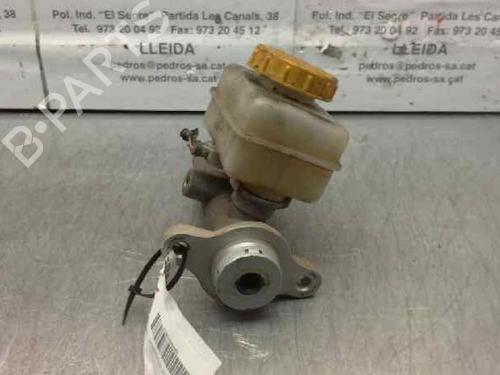 Used Brake master cylinder NISSAN PICK UP (D22) 2.5 dCi 4WD (133 hp) 2696394